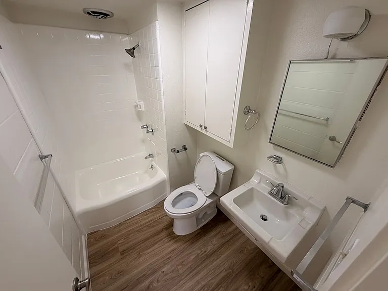 838 Lukepane Ave — Photo 4