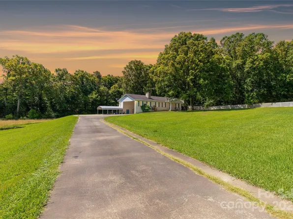 4330 Rowell Rd, Lancaster, SC 29720