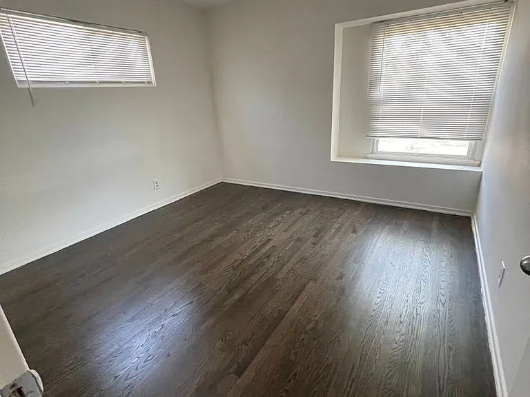 20817 Ely Ave — Photo 13