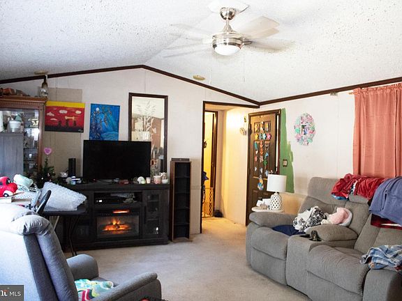 3rd image of 30780 Friendship Rd