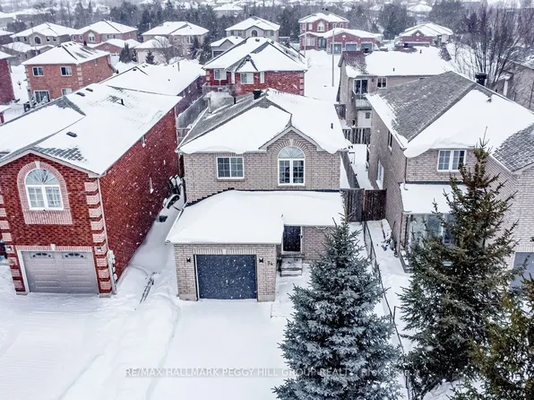 34 Coronation Pkwy, Barrie, ON L4M 7J8