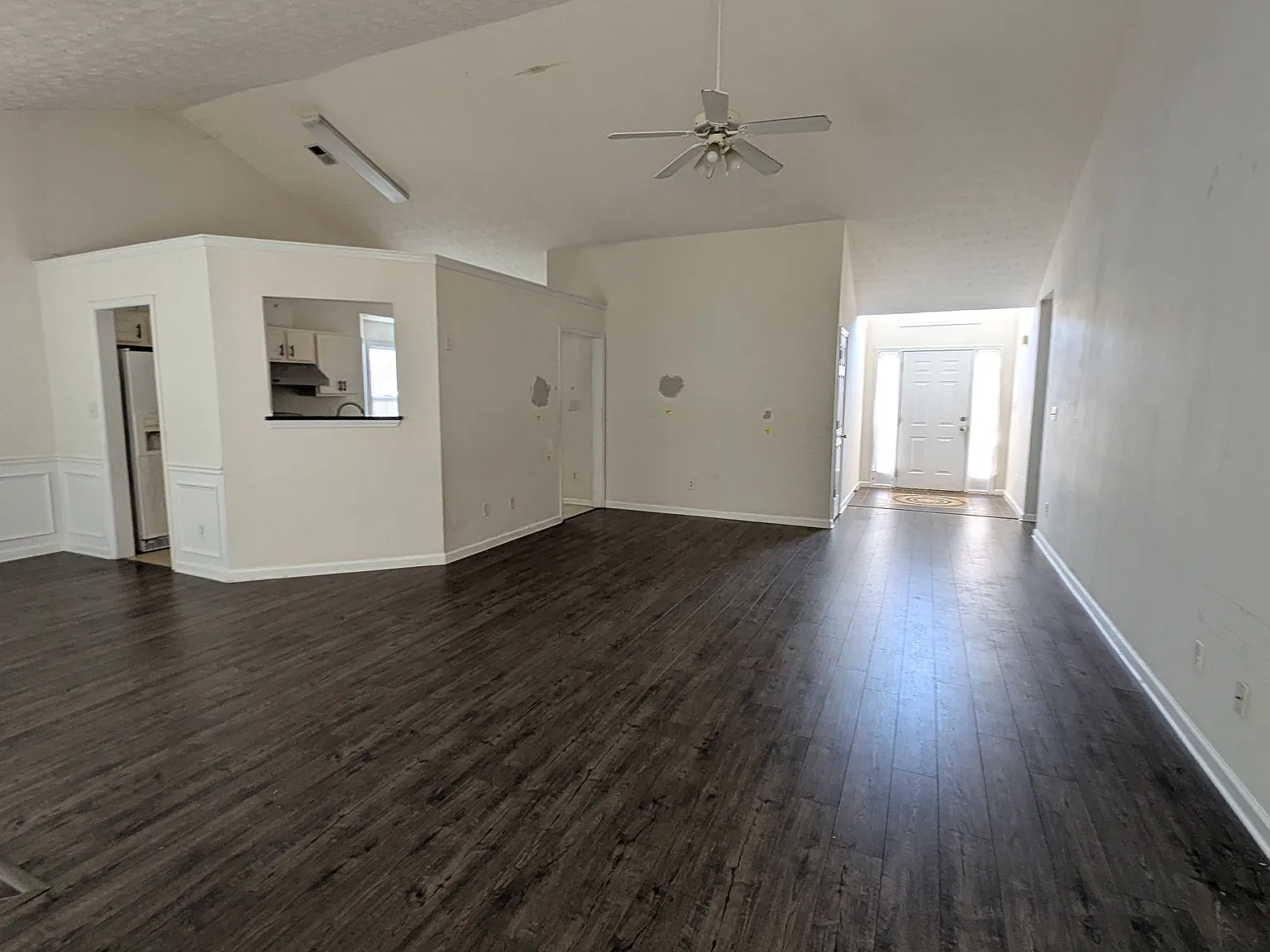 3 bed, 1836 sqft, $2,250 — Photo 4