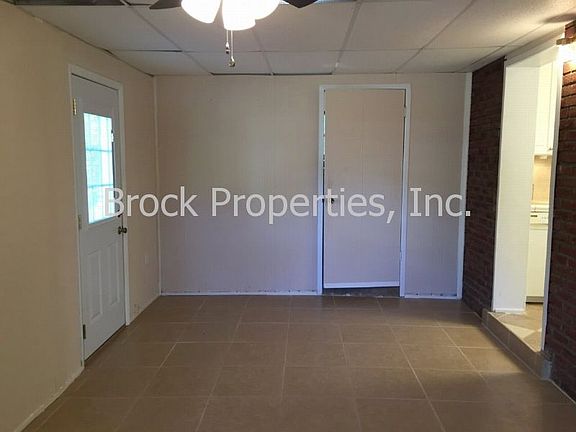 4th image of 3824 San Gabriel Dr