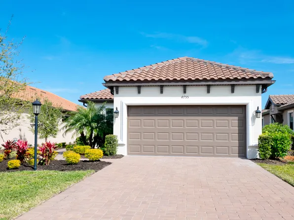 4755 Motta Ct, Bradenton, FL 34211