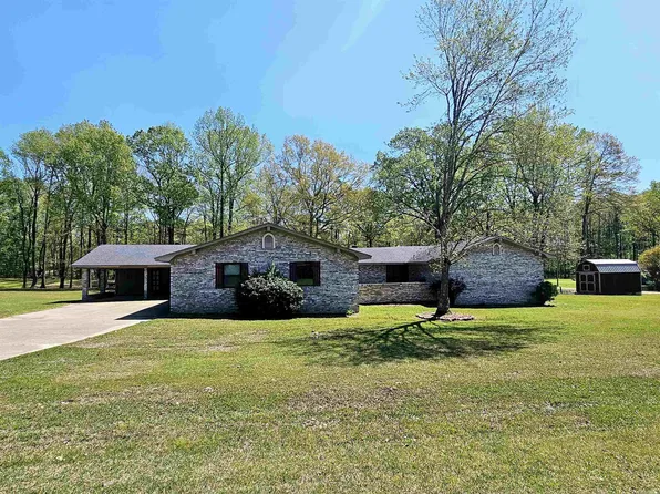 102 S Palomino Dr, Fordyce, AR 71742