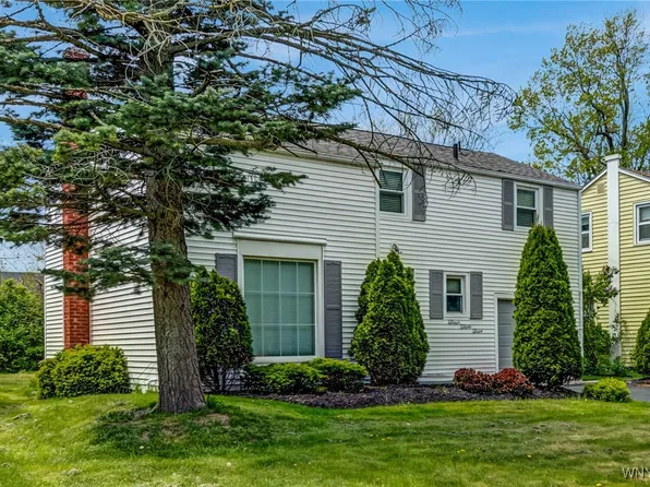 425 Roycroft Blvd, Amherst, NY 14226