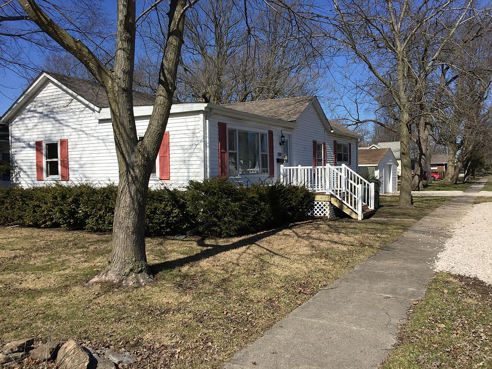 Corner lot