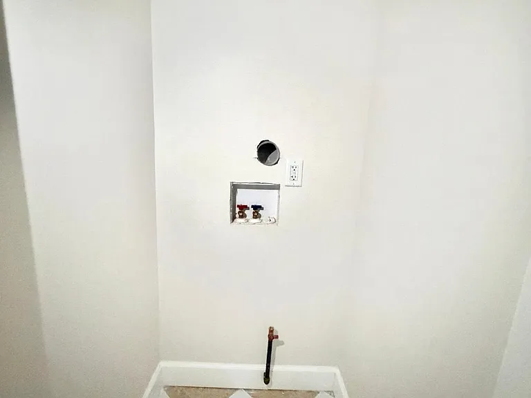 44 Warner St #B6 — Photo 8
