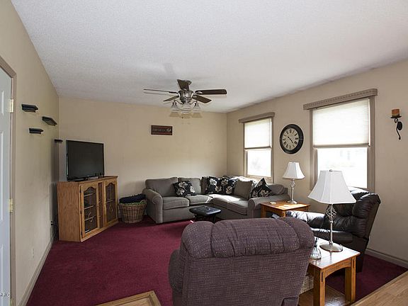 3rd image of 2591 S 33rd St