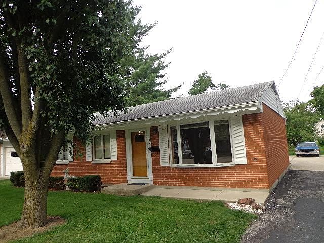 1st image of 482 N Main St