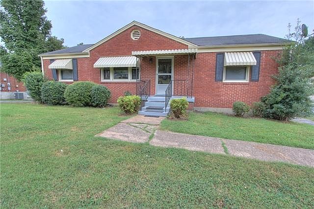 1st image of 3907 Thackery Dr