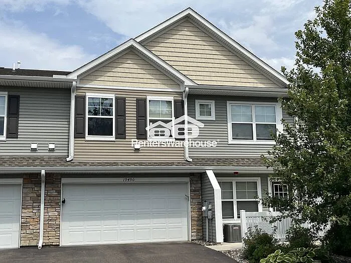 19490 Butternut Ct — Photo 1