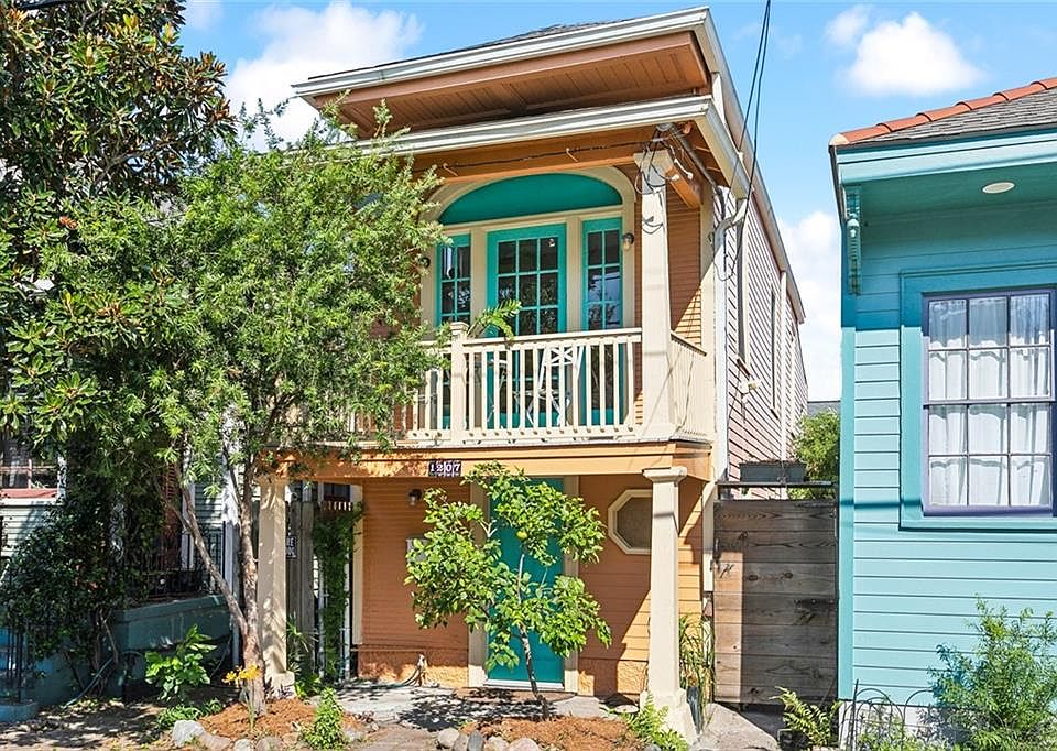 1st image of 1207 Marigny St