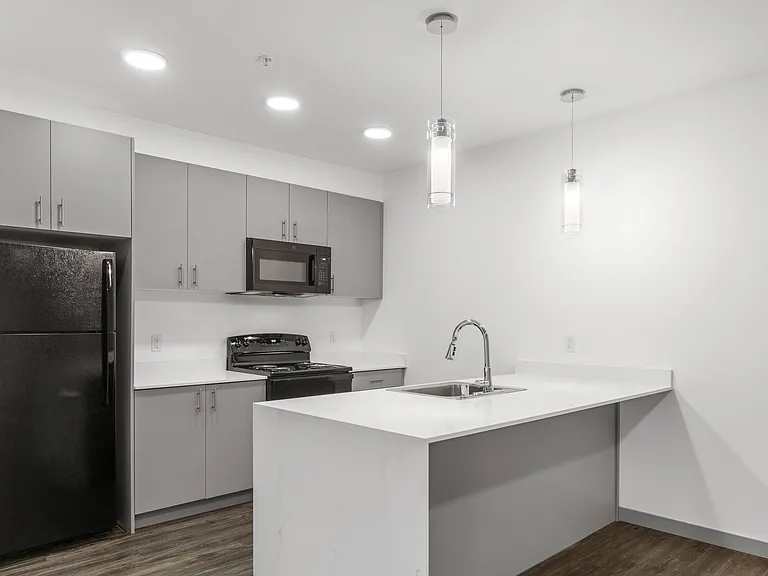 Serenity Apartments — Photo 138