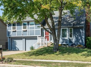1422 E 123rd St, Olathe, KS 66061