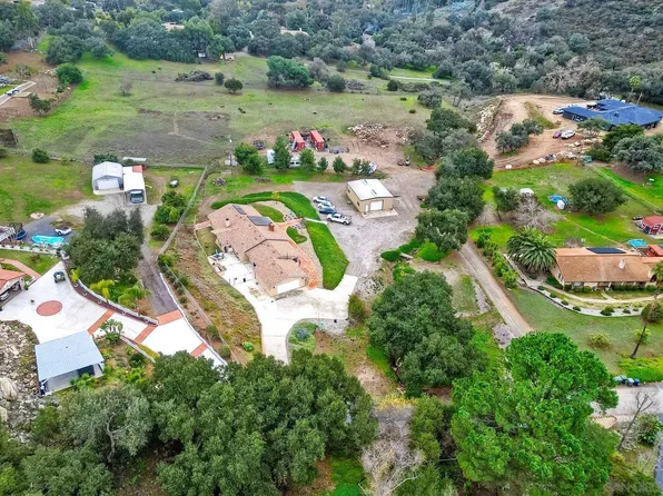 10151 Via Marmol, Escondido, CA 92026