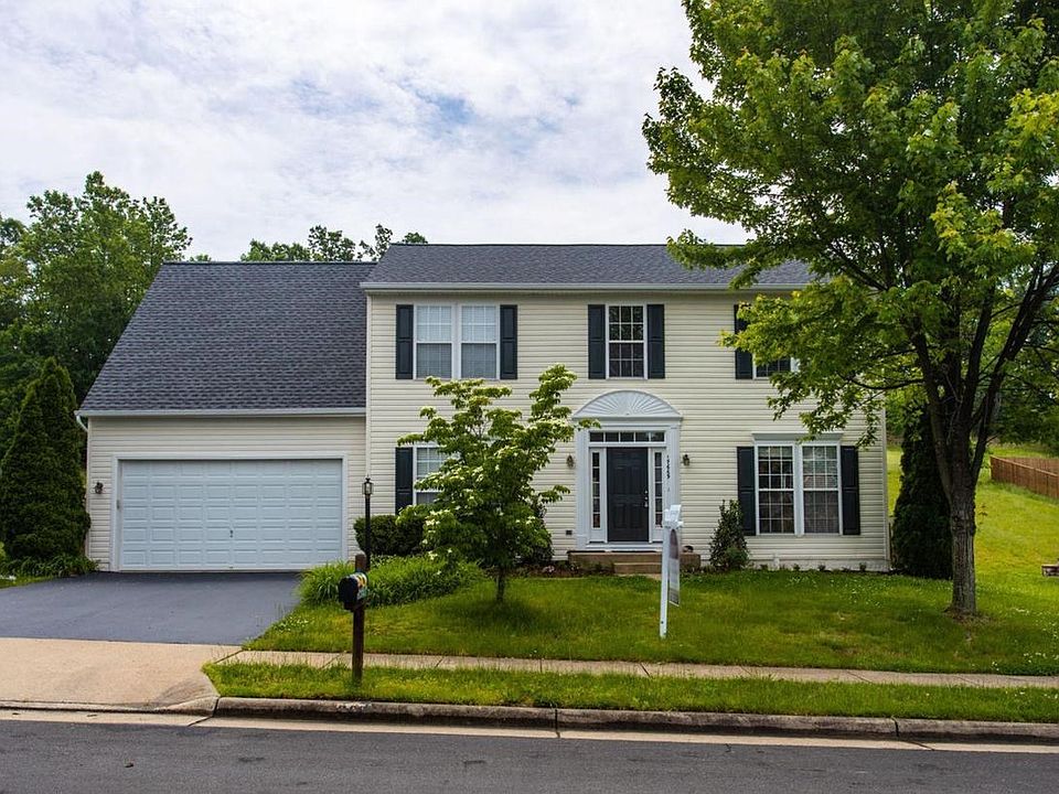1st image of 17669 Avenel Ln