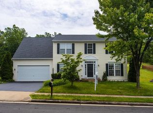 17669 Avenel Ln, Dumfries, VA 22026