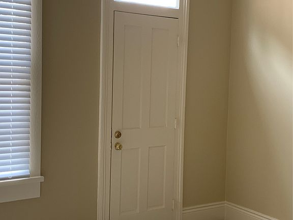 4th image of 1618 Philip St