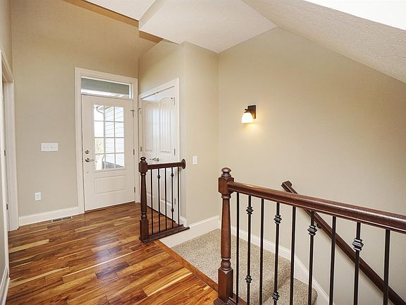 4th image of 2185 Buckeye Ct