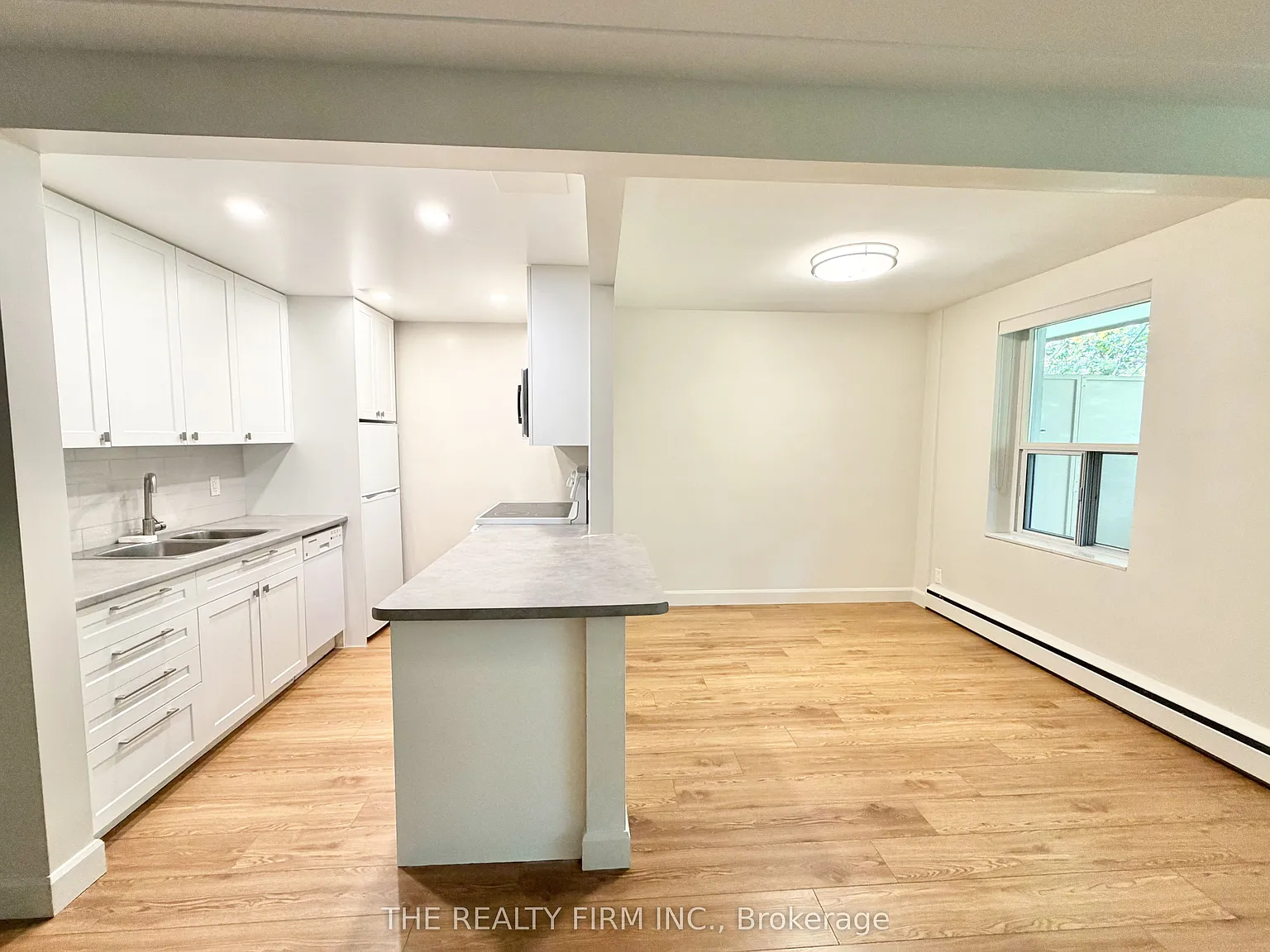 1 bed, $1,695 — Photo 3