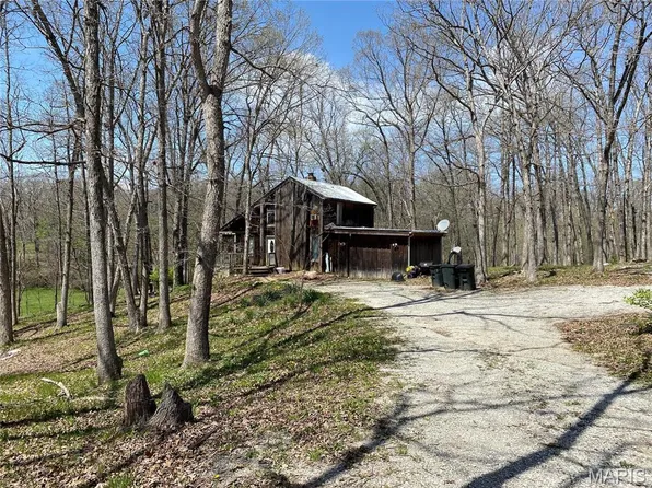 1361 County Road 2347, Moberly, MO 65270