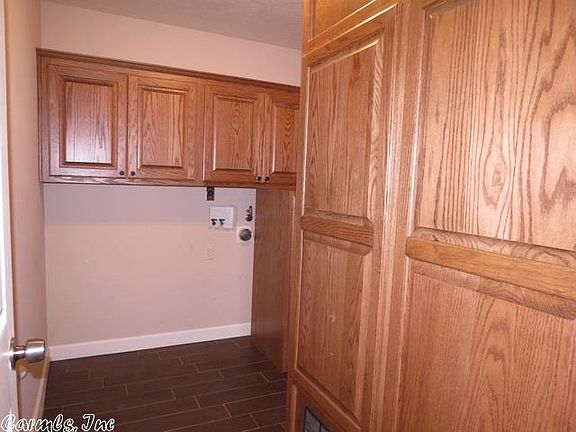 4th image of 363 School St