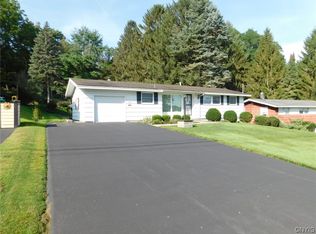 230 Wynnfield Dr, Syracuse, NY 13219
