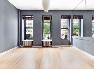 409 E 51st St #2F, New York, NY 10022