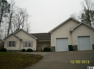 1254 E I St, Newton, NC 28658