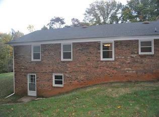 2743 New Bridge Rd, Mineral, VA 23117