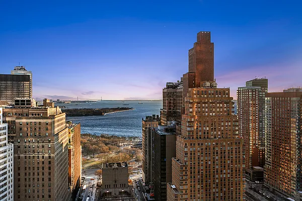 Sold by Compass | media 28