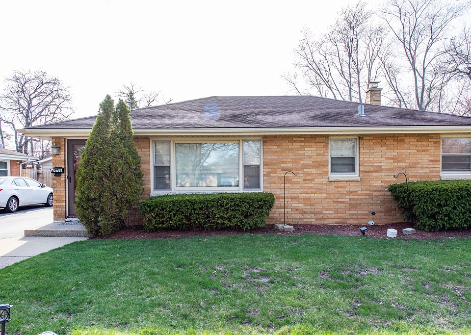 2448 Walnut St, Waukegan, IL 60087 Zillow