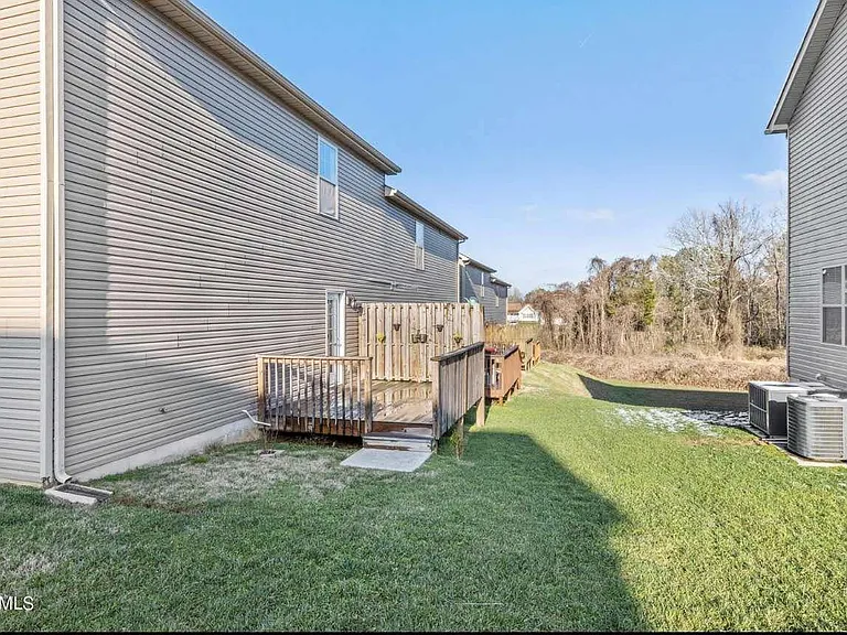 2318 Denham Way — Photo 14