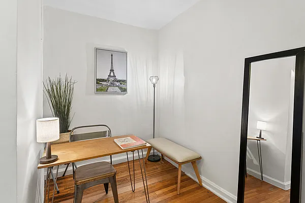 Sold by Compass | media 5