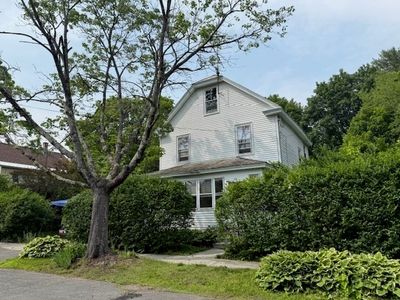 33 Worcester Ave, Turners Falls, MA, 01376