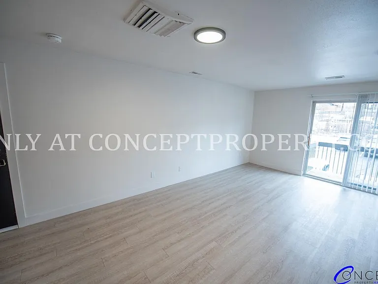 Lofts on 5th — Photo 44