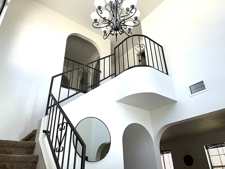 2887 Country Club Plz — Photo 22