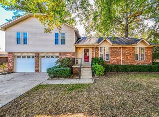 903 Foxwood Dr, Jacksonville, AR 72076