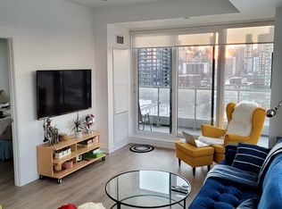 225 Sumach St #1409, Toronto, ON M5A0P8