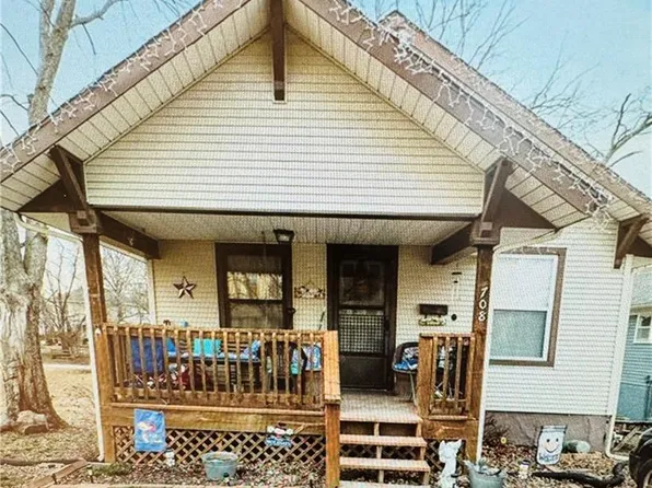 708 S Poplar St, Ottawa, KS 66067
