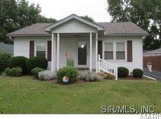 5909 Memory Ln, Belleville, IL 62223