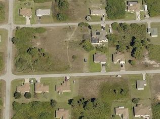 2812 13th St SW, Lehigh Acres, FL 33976