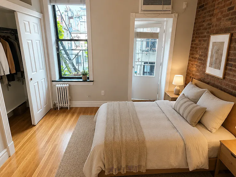 248 Mott St #19 — Photo 2