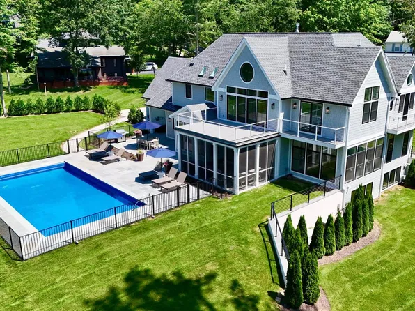 N2349 Geneva Oaks TRAIL, Lake Geneva, WI 53147