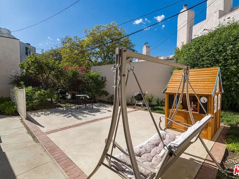 10771 Massachusetts Ave — Photo 8
