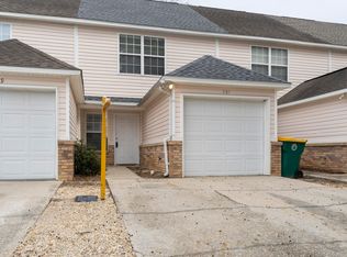 997 Scenic Oak Ln, Fort Walton Beach, FL 32547