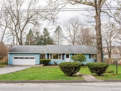 16 Castle Hill Dr, Bethel, CT, 06801
