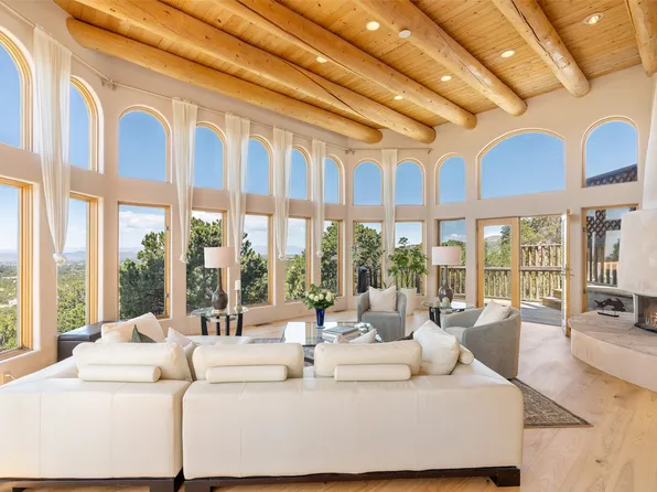 51 Coyote Mountain Rd, Santa Fe, NM 87505