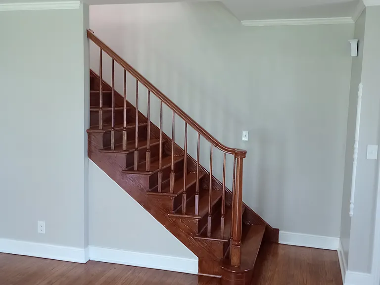 405 Nelson Ave — Photo 2